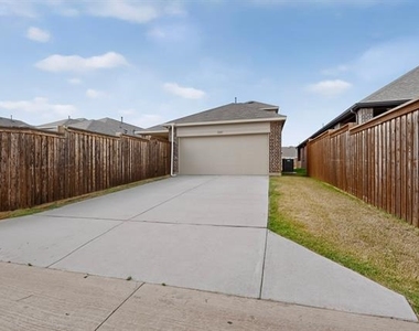 2285 Obsidian Drive - Photo Thumbnail 32