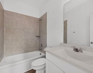 2285 Obsidian Drive - Photo Thumbnail 16
