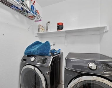 5900 Atlanta Drive - Photo Thumbnail 19
