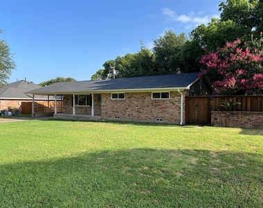 607 Cain Street - Photo Thumbnail 20
