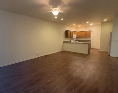 3117 S Signal Butte Road - Photo Thumbnail 12
