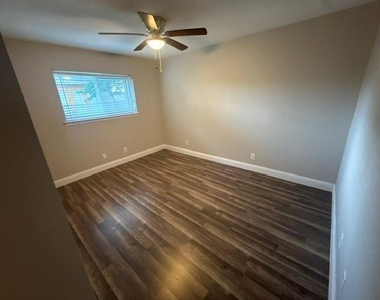607 Glen Rock Place - Photo Thumbnail 25
