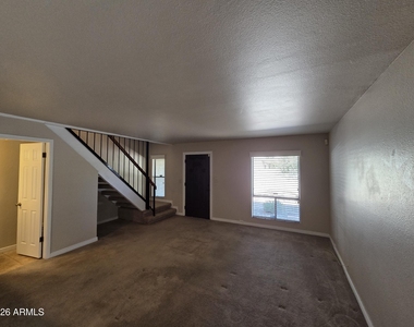 1809 E Frier Drive - Photo Thumbnail 4