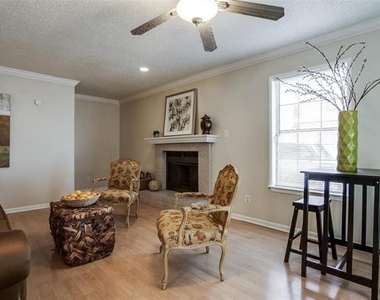5322 Columbia Avenue - Photo Thumbnail 16