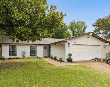 3818 Ruidosa Avenue - Photo Thumbnail 1
