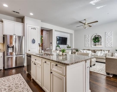 1132 Moonstone Street - Photo Thumbnail 12