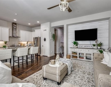 1132 Moonstone Street - Photo Thumbnail 6