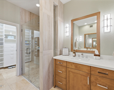 20750 N 87th Street - Photo Thumbnail 2