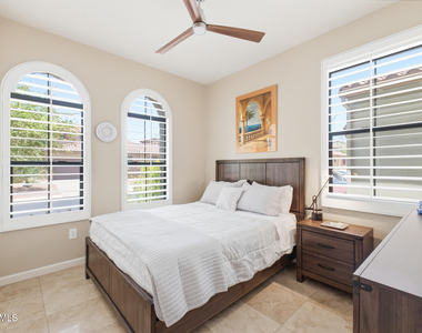 20750 N 87th Street - Photo Thumbnail 15