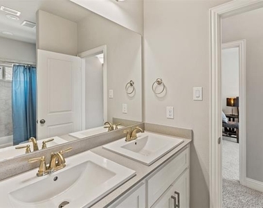 3614 Adriana Avenue - Photo Thumbnail 22