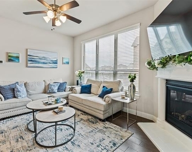 3614 Adriana Avenue - Photo Thumbnail 5