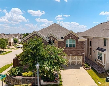 8701 Fairway Lane - Photo Thumbnail 1