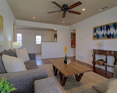 10849 Cotillion Drive - Photo Thumbnail 5