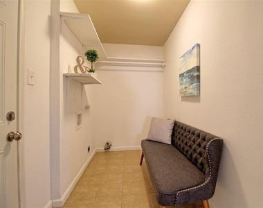 10849 Cotillion Drive - Photo Thumbnail 12