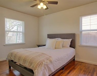 10849 Cotillion Drive - Photo Thumbnail 16