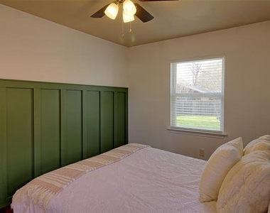 10849 Cotillion Drive - Photo Thumbnail 17