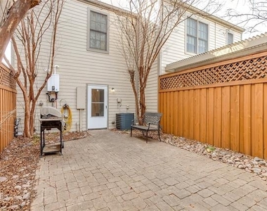 1211 S Adams Street - Photo Thumbnail 30