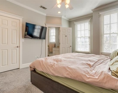 1211 S Adams Street - Photo Thumbnail 14
