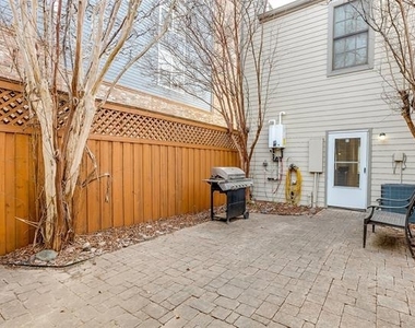1211 S Adams Street - Photo Thumbnail 29