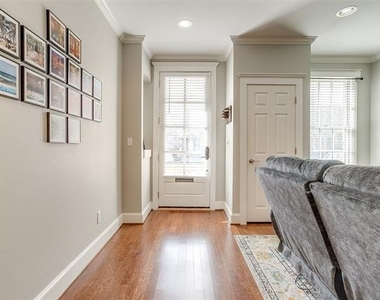 1211 S Adams Street - Photo Thumbnail 3