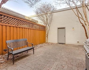 1211 S Adams Street - Photo Thumbnail 27
