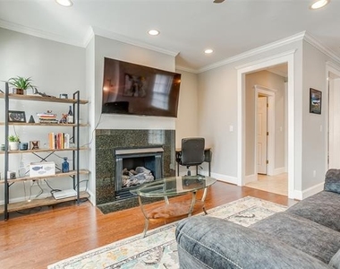 1211 S Adams Street - Photo Thumbnail 7