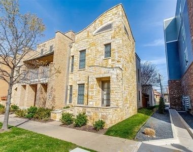 1211 S Adams Street - Photo Thumbnail 1