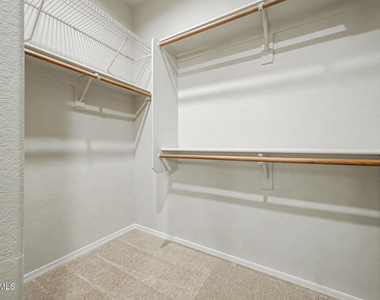 6932 W Blackhawk Drive - Photo Thumbnail 23