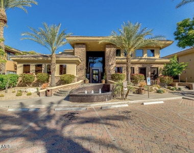 6900 E Princess Drive - Photo Thumbnail 12