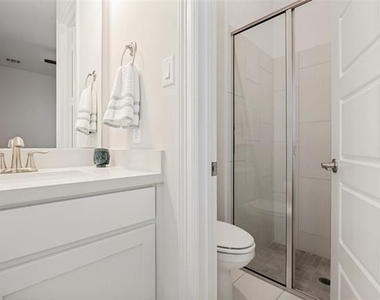 943 Marie Drive - Photo Thumbnail 18