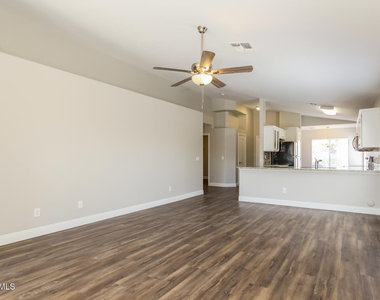 15441 W Port Royale Lane - Photo Thumbnail 2