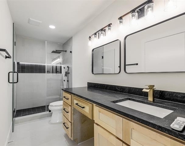2212 Benbrook Drive - Photo Thumbnail 22