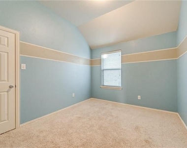 2668 Costa Mesa Drive - Photo Thumbnail 7