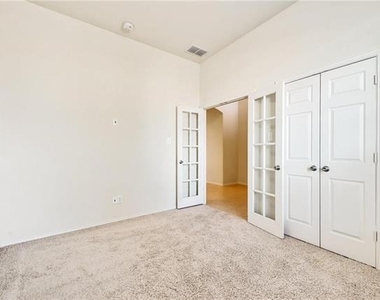2668 Costa Mesa Drive - Photo Thumbnail 8