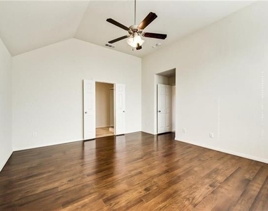 2668 Costa Mesa Drive - Photo Thumbnail 9