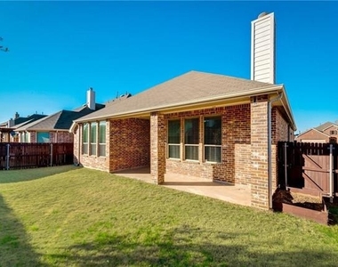 2668 Costa Mesa Drive - Photo Thumbnail 11