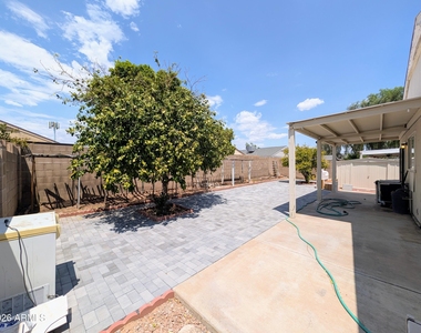 2824 W Angela Drive - Photo Thumbnail 56