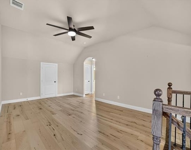 10712 Troutt Drive - Photo Thumbnail 23