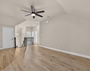 10712 Troutt Drive - Photo Thumbnail 21
