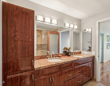 7157 E Rancho Vista Drive E - Photo Thumbnail 21
