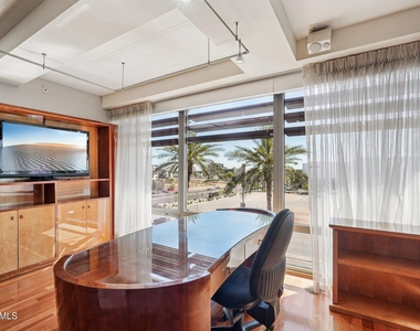 7157 E Rancho Vista Drive E - Photo Thumbnail 8