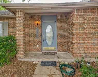 4409 Seville Lane - Photo Thumbnail 1