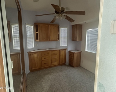 17200 W Bell Road - Photo Thumbnail 5