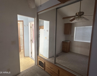 17200 W Bell Road - Photo Thumbnail 6