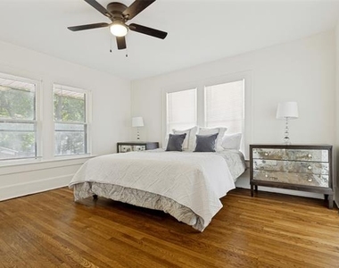 3528 Mockingbird Lane - Photo Thumbnail 8