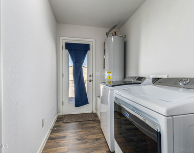 118 W Dewey Avenue - Photo Thumbnail 16