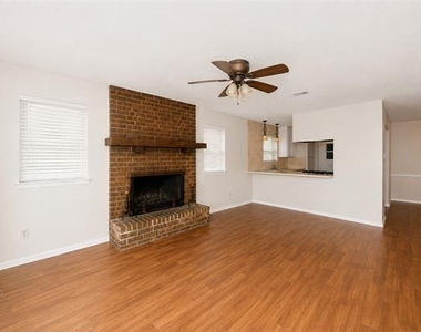 913 Gettysburg Place - Photo Thumbnail 16