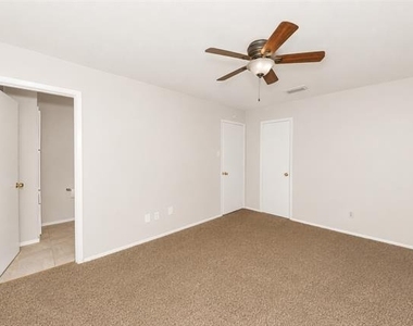 913 Gettysburg Place - Photo Thumbnail 22