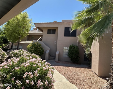 5950 N 78th Street - Photo Thumbnail 5