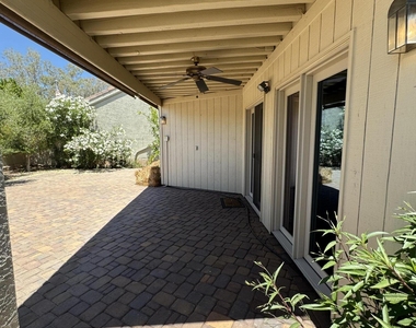 8100 E Camelback Road - Photo Thumbnail 38